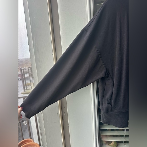 Burn Bootcamp Crewneck Sweatshirt with Pockets - Picture 6 of 7